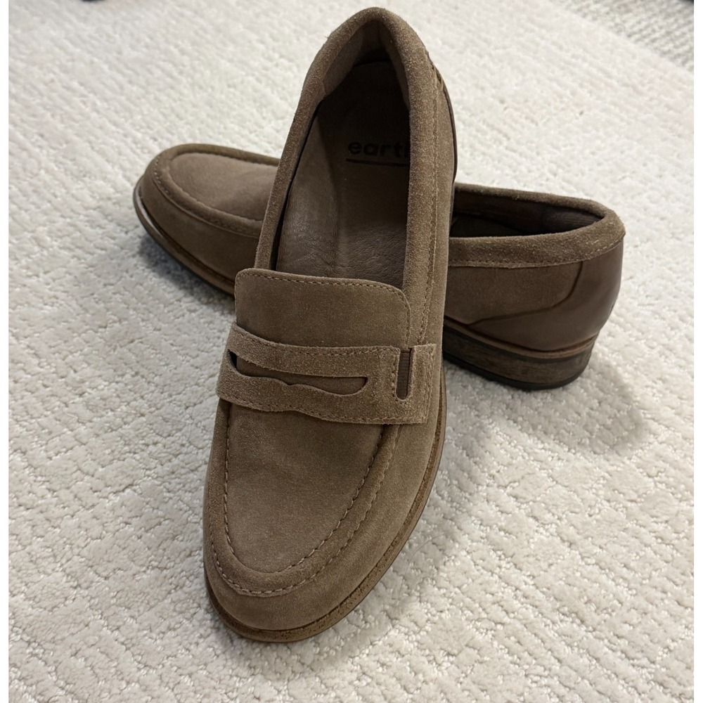 Earth Taupe Suede Loafers Avani Barcelona Size 7.5 Brown Comfort Casual Fall NWT